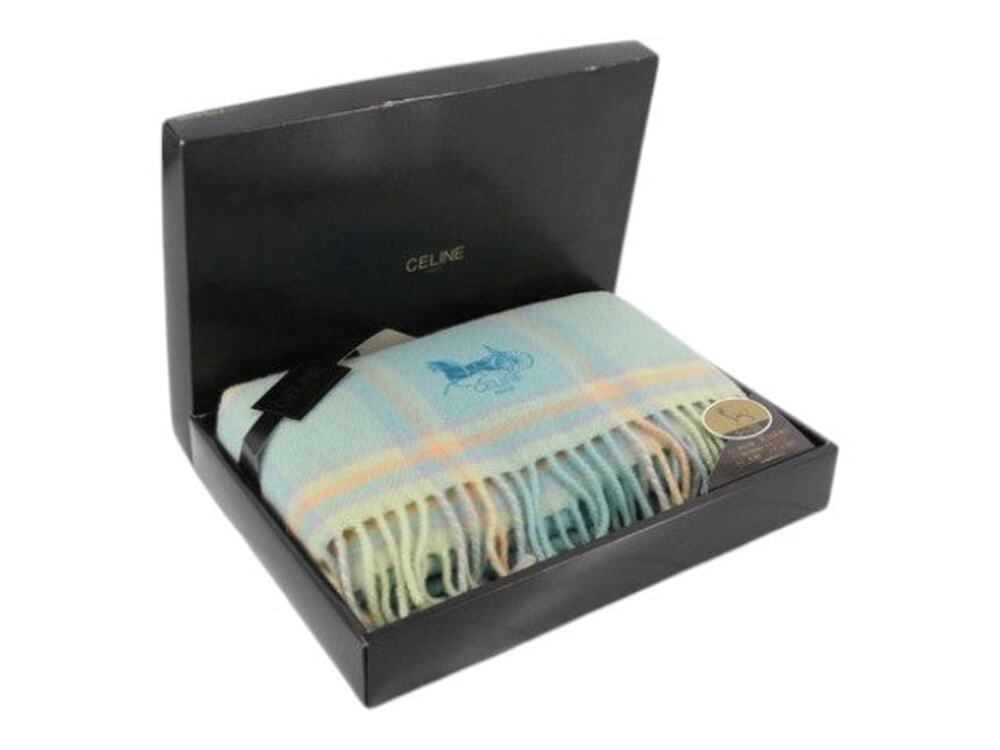 7145 - Celine Throw Blanket - 100% Wool - New